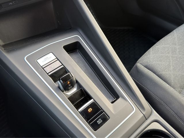 Golf VIII Variant 2.0 TDI Life DSG AHK ACC LED