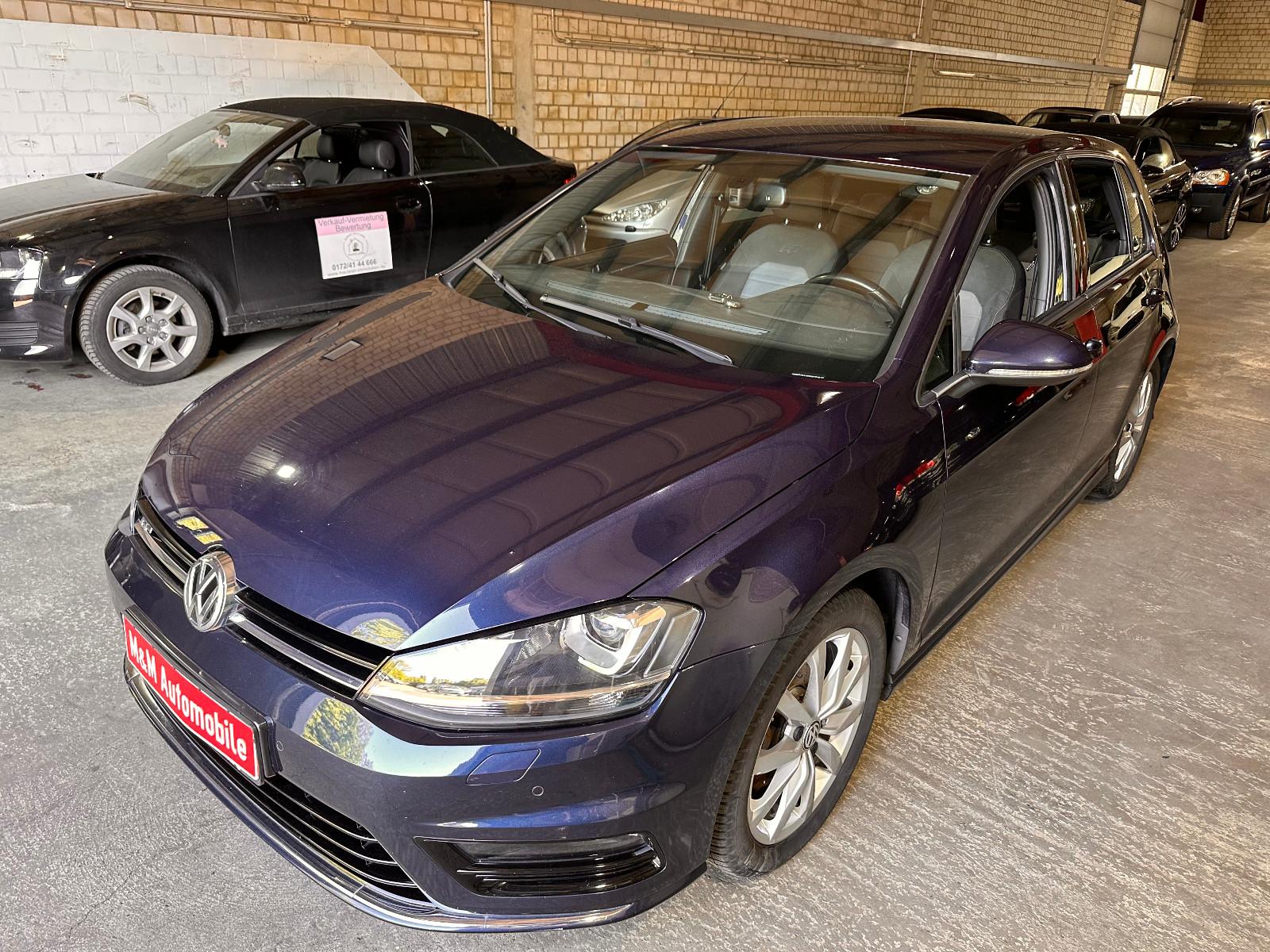 Volkswagen Golf VII Lim R-Line Lückenloses VW-Scheckheft!