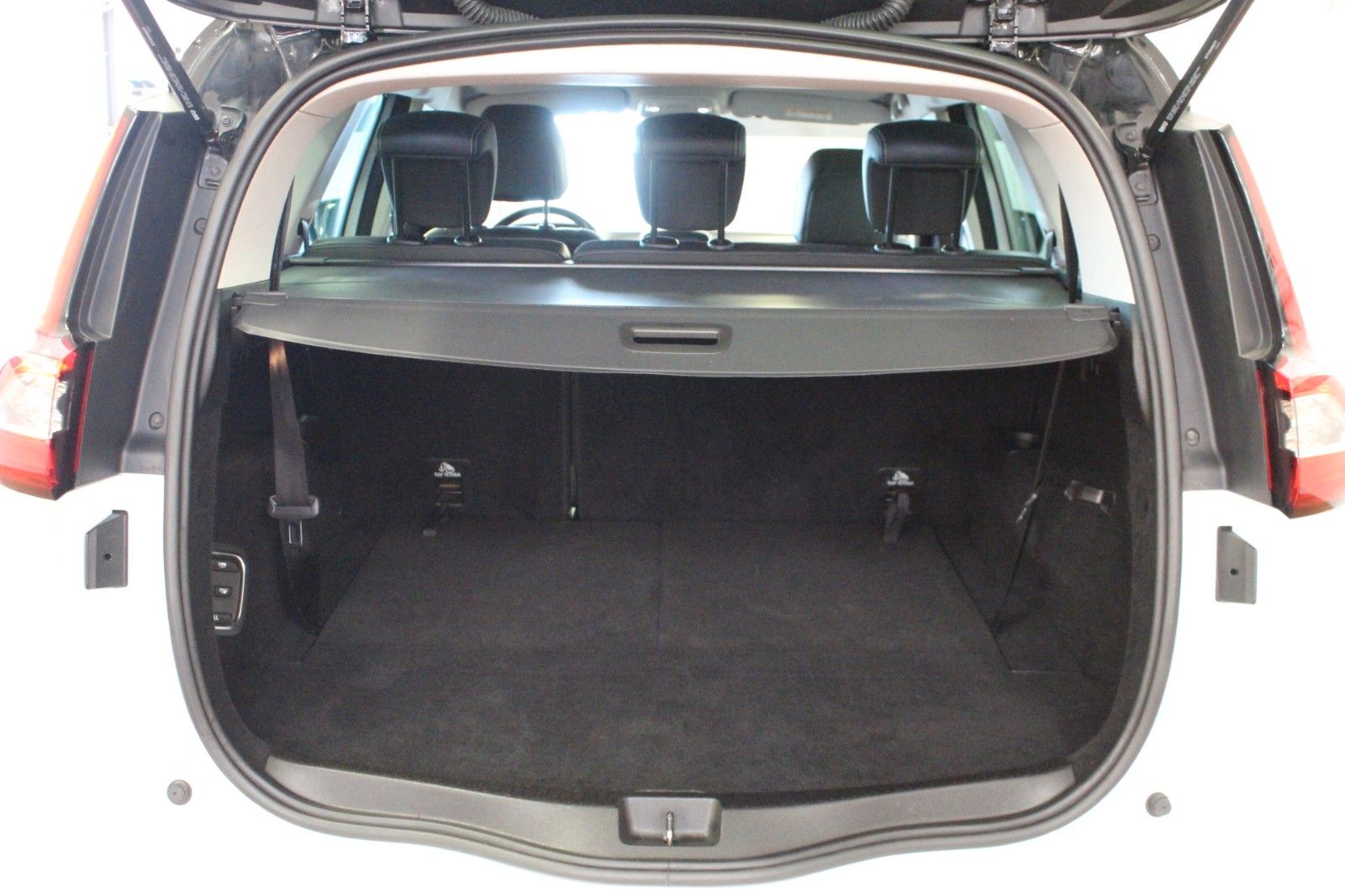 Fahrzeugabbildung Renault Grand Scenic dCi160 EDC*Bose Edition*7-Sitzer*