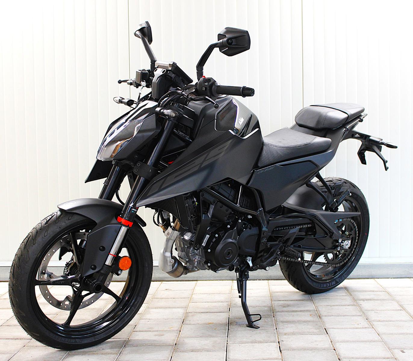 KTM 125  Duke 2026 vom Römer Team