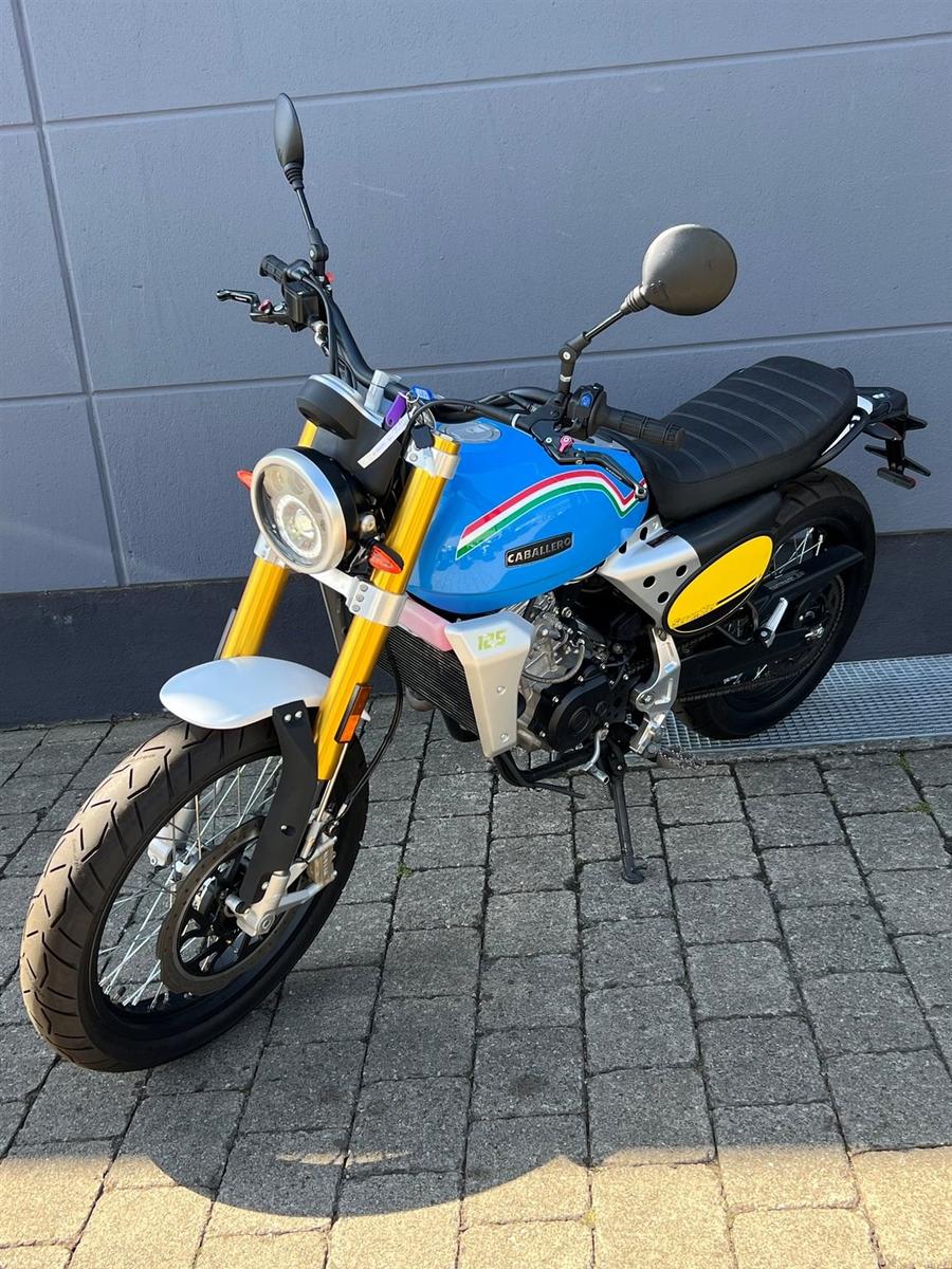 Fantic Caballero Scrambler 125 inkl. Tieferlegung