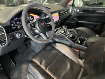 Porsche Cayenne - 12