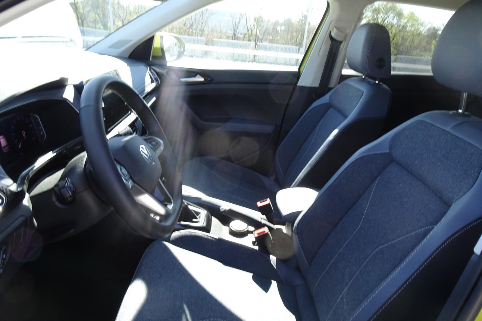 Fahrzeugabbildung Volkswagen T-Cross 1.0l TSI 85kW DSG LED