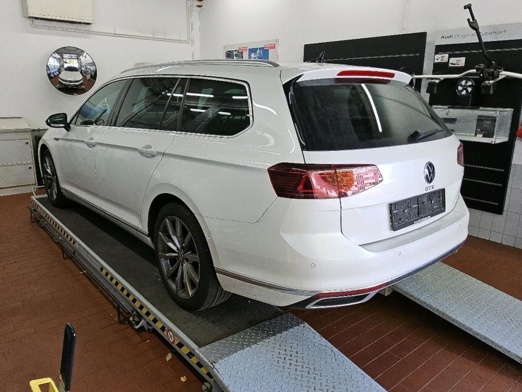 Volkswagen Passat Variant GTE 1.4 TSI/AHK/MATRIX/TRAV/PANO imagem 3