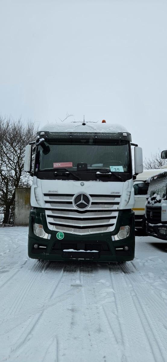 Mercedes-Benz Actros 1845
