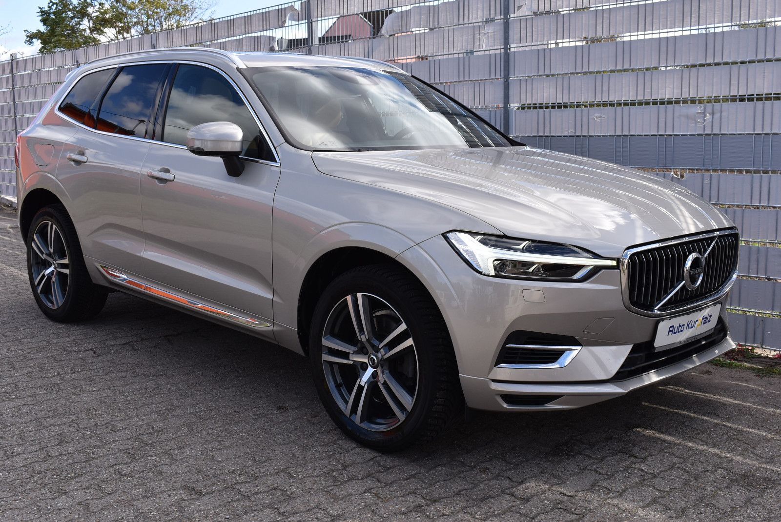 Volvo XC60 Inscription Plug-In Hybrid AWD imagem 3