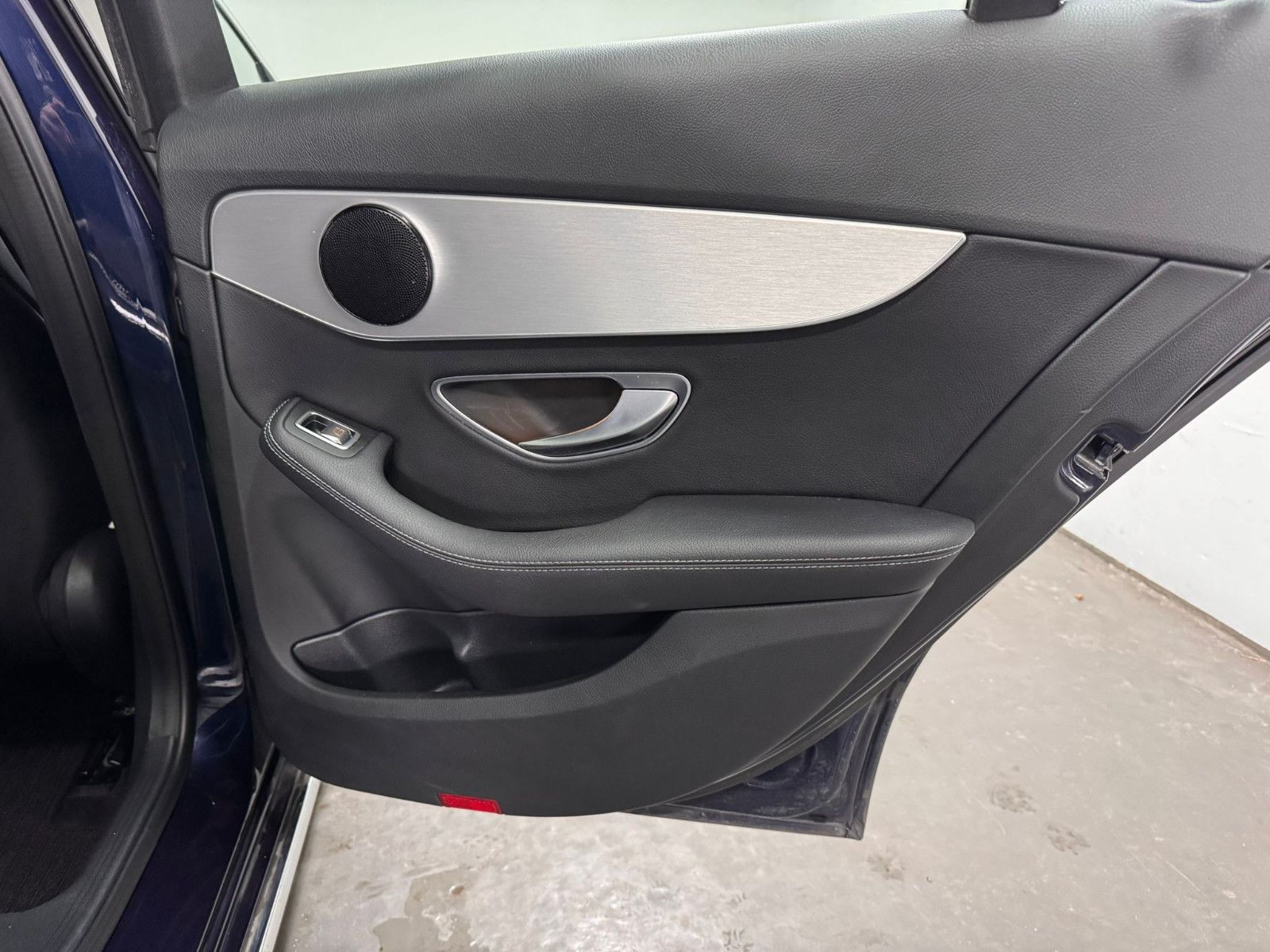 Fahrzeugabbildung Mercedes-Benz C 220 d T Autom. *AVANTGARDE*LUXURY*NAVI*SH*