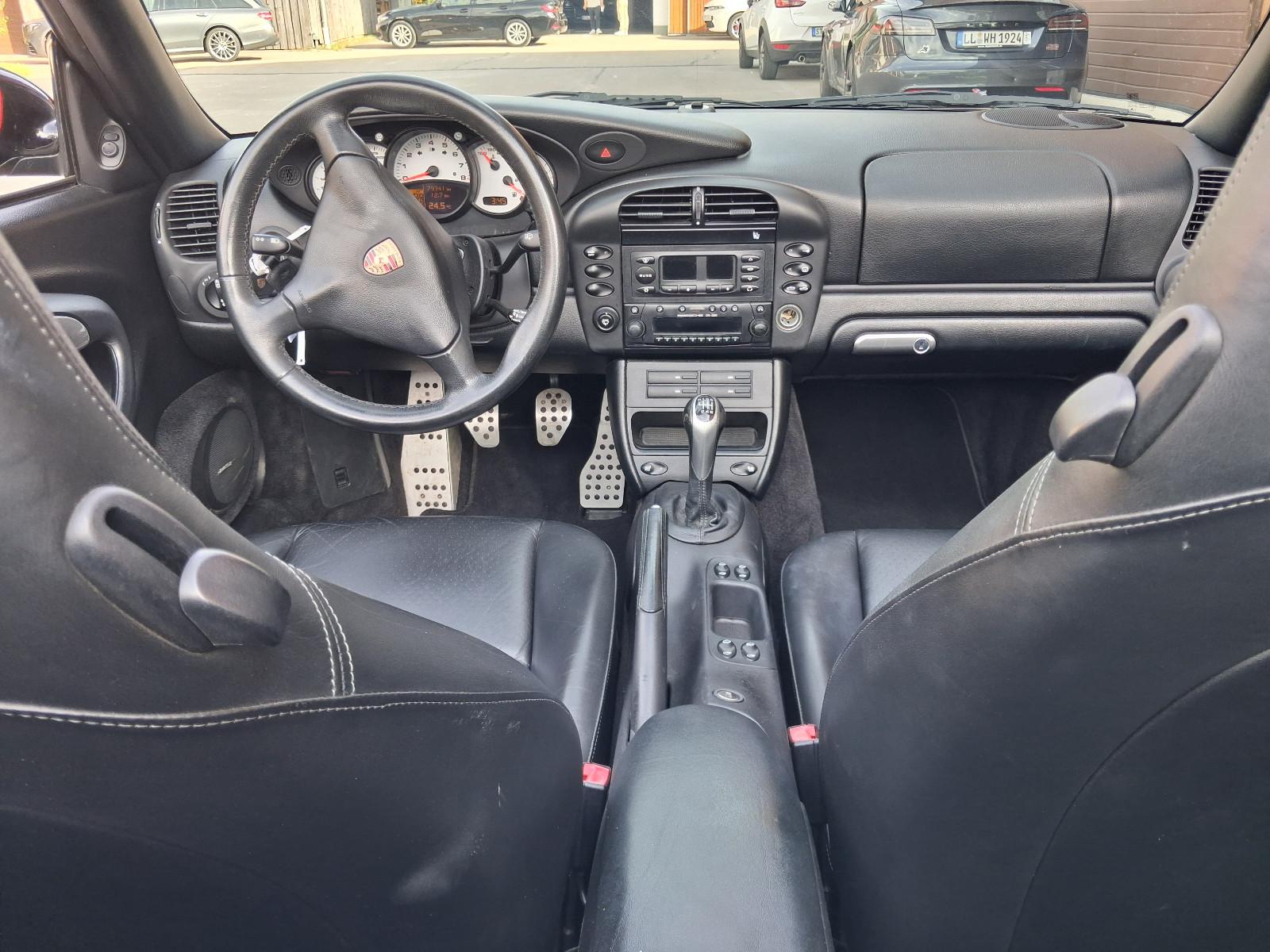 Porsche 911 Carrera Cabriolet 3.6 | 320 ch | BVM | Cuir | Capote électrique | Xénon | Sièges chauffants