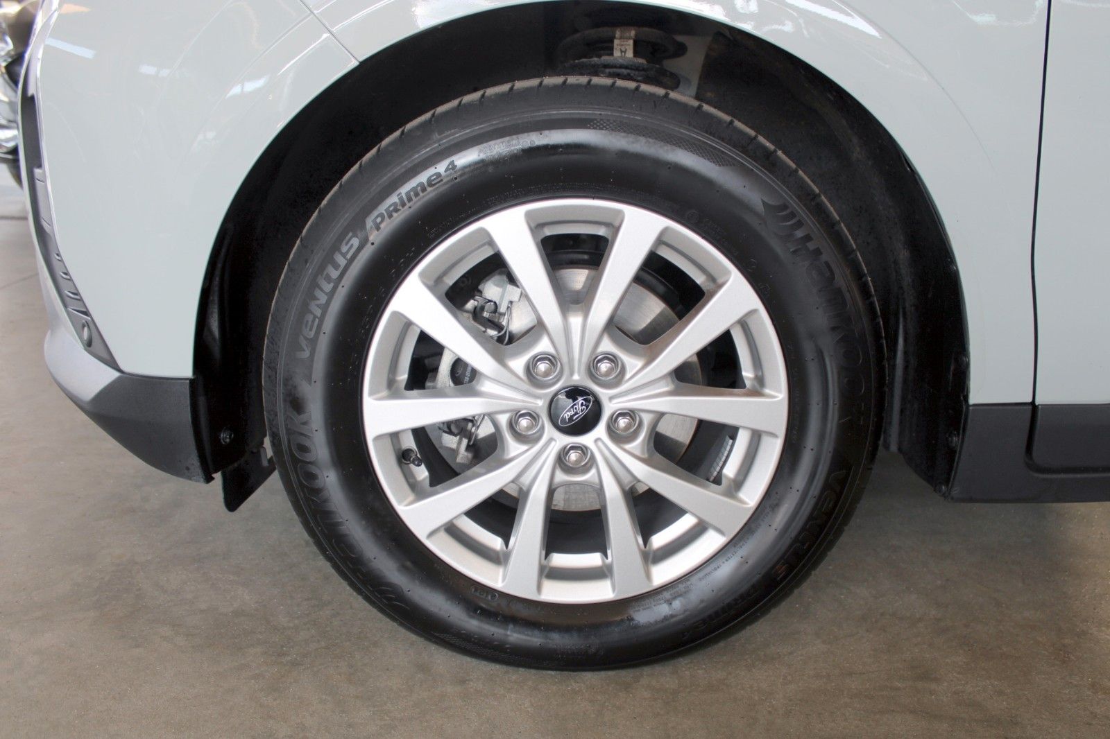 Fahrzeugabbildung Ford Tourneo Courier Titanium AHK Kamera WinterPaket2