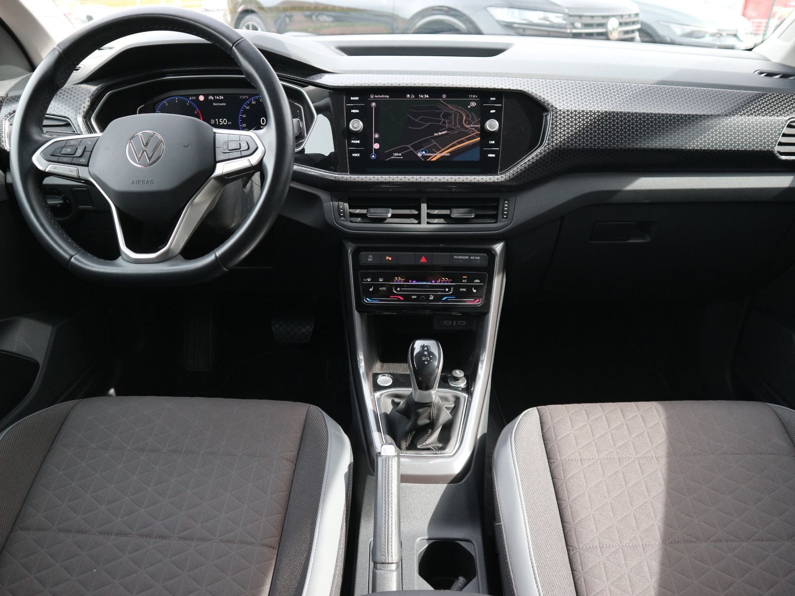 Volkswagen T-Cross - Bild 12