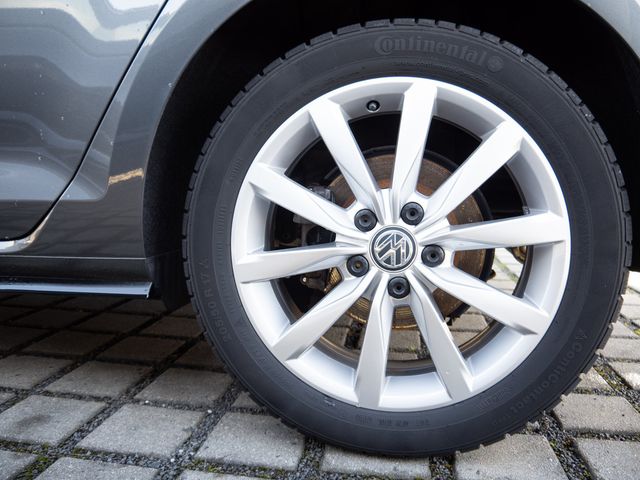 Golf VII 1.5 TSI DSG Highline R-Line LED NAVI AA