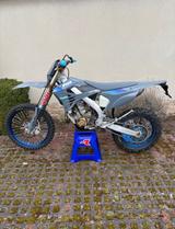 TM EN 300 ES FI 4T - Corse - TM MOTORRAD