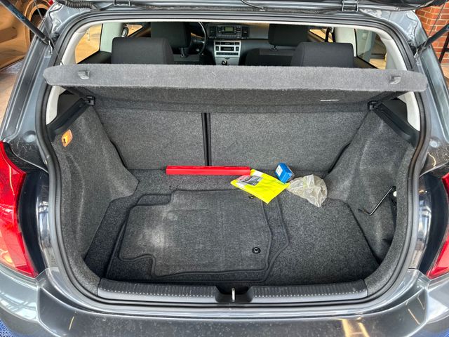 Toyota Corolla  1.6 Edition / Compact
