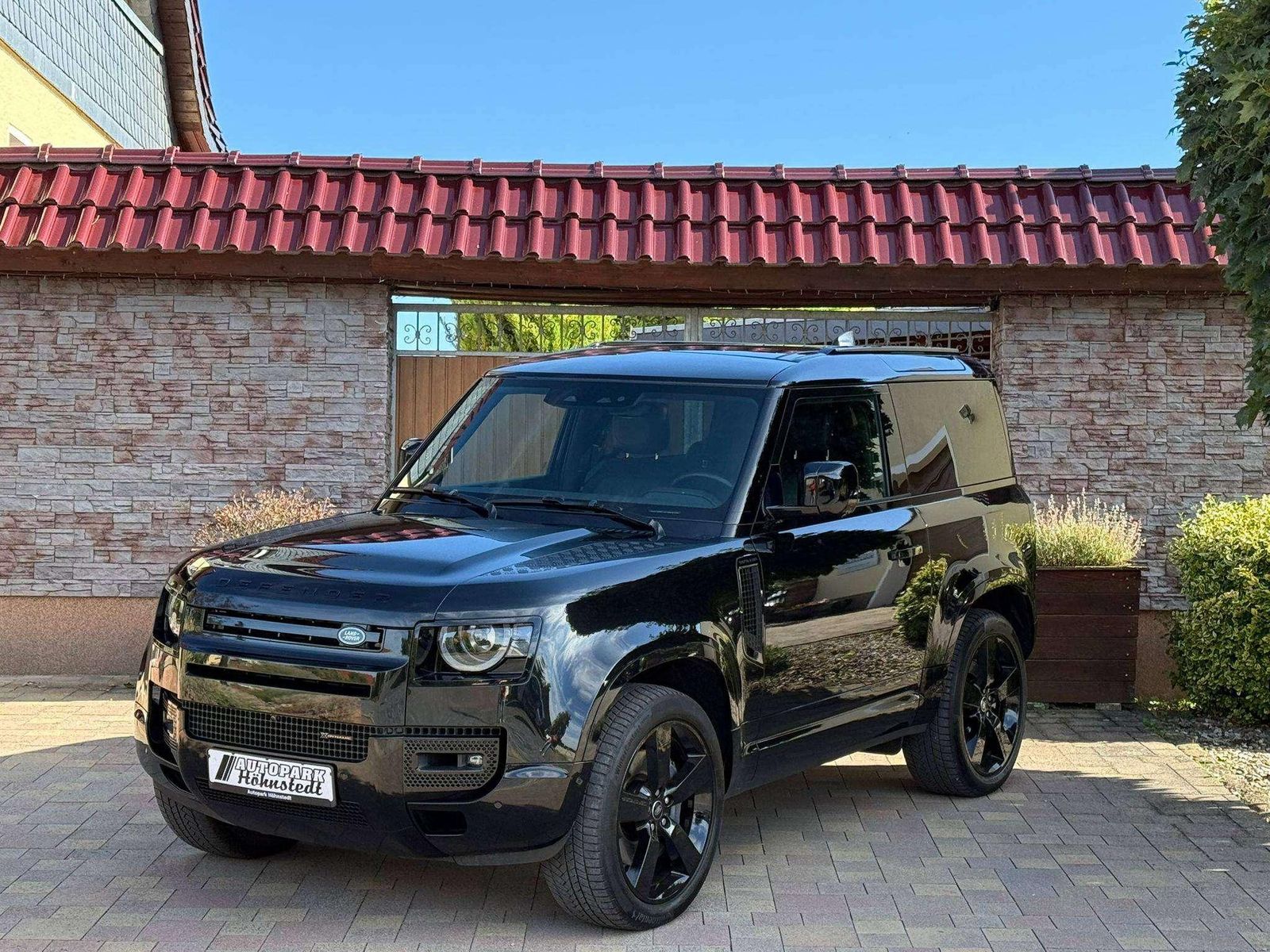 Land Rover Defender 90 X-Dynamic HSE *MwSt./1.Hand*Matrix-L
