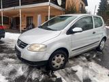 Volkswagen Fox 1,2 Standard KLIMA 2 JAHRE TÜV/AU - Volkswagen Fox Standard mit Benzin-Antrieb