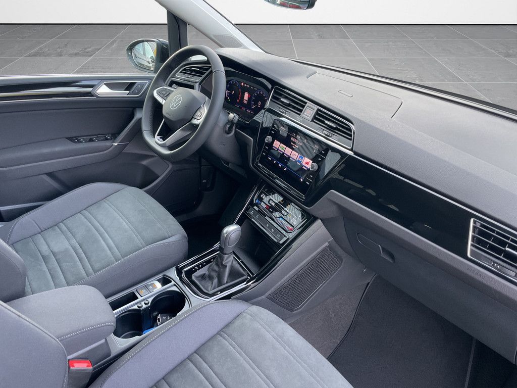 Volkswagen Touran Highline 1.5 TSI DSG 7SITZE LED CLIMAT KA foto 4