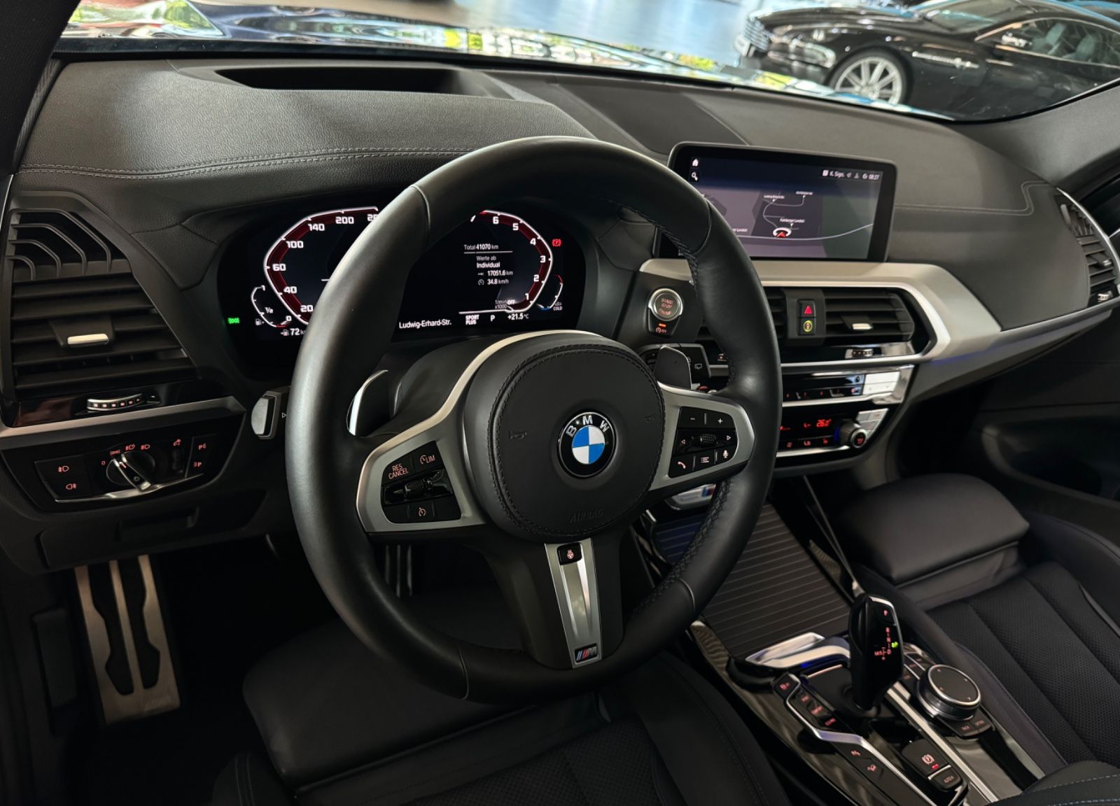 Fahrzeugabbildung BMW X3 M40i Panorama Kamera HUD DAB H/K Komfort 21"