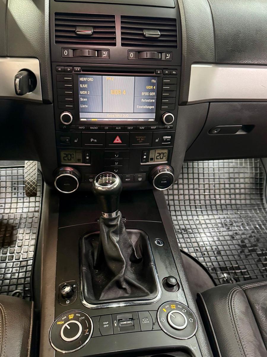 Volkswagen Touareg 2006 — photo 9