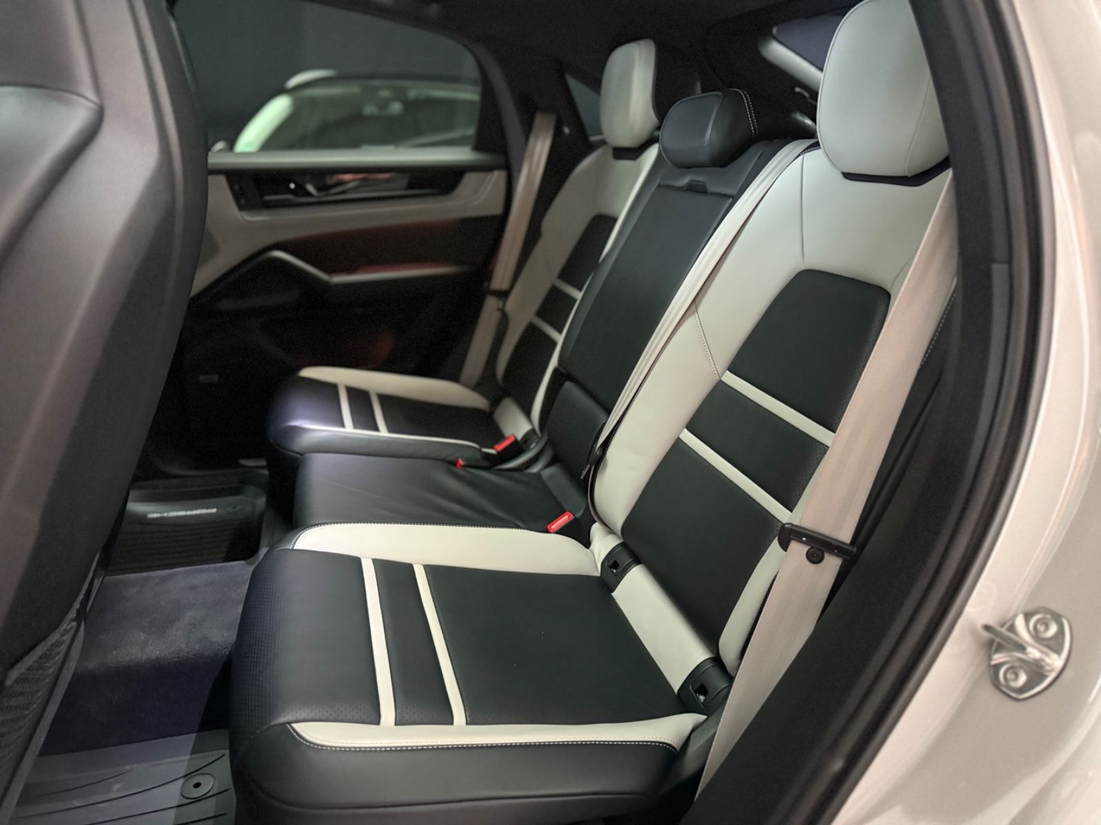 Porsche Cayenne Coupe Kreide*VOLL*APPROVED* foto 15