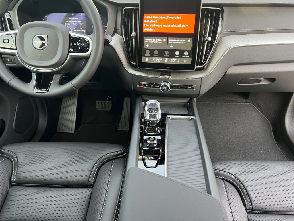 VOLVO XC60 T8 AWD Plug-in Hybr. Ultra Black Ed.,Nappa VOLVO XC60 T8 AWD Plug-in Hybr. Ultra Black Ed.,Nappa