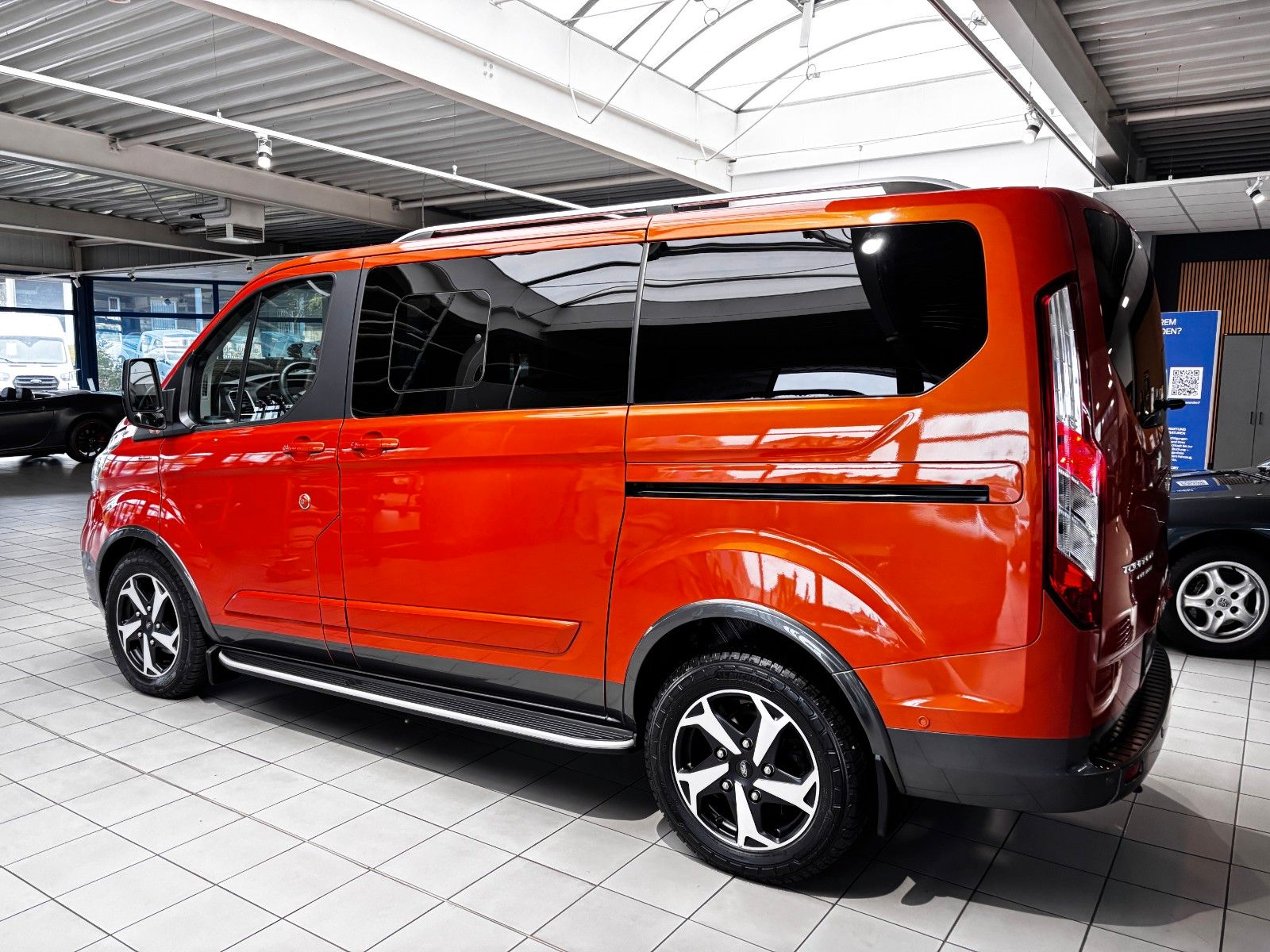 Ford Tourneo Custom 320 L1  Active*Bi-Xenon*Navi*ACC foto 5