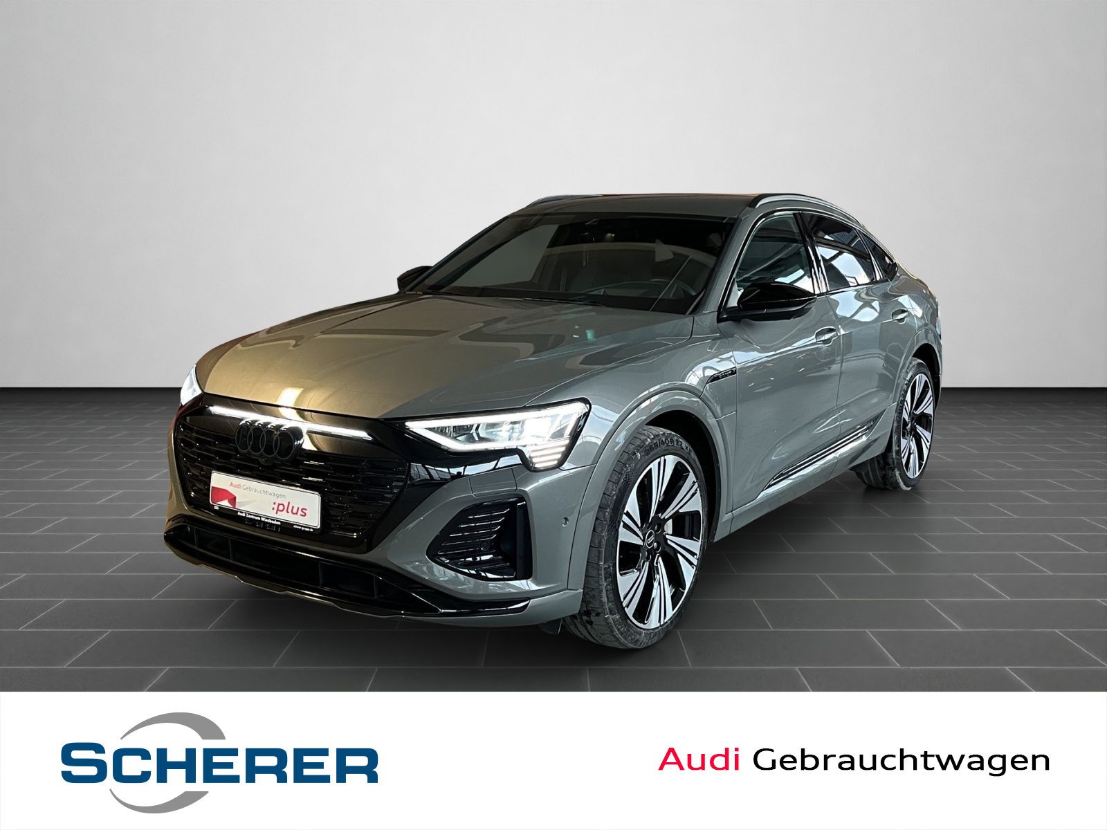 Audi Q8 Sportback e-tron S line 55 e-tron quattro 300
