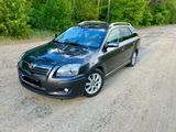 Toyota Avensis Combi Sol 1.8-l-VVT-i Sol, AHK - Toyota Avensis aus 2007: Kombi