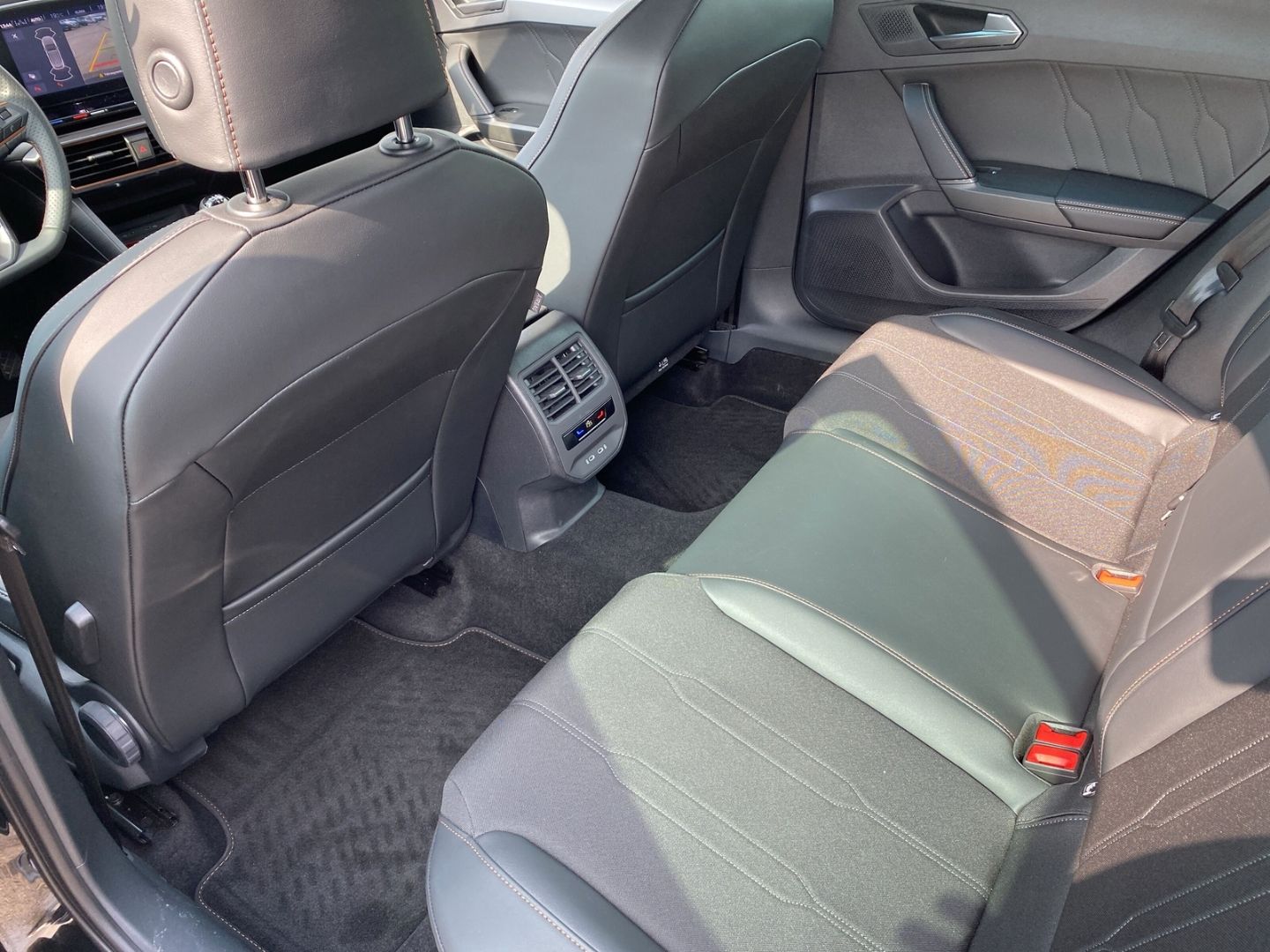 Fahrzeugabbildung CUPRA Formentor Basis 2.0 TDI EU6d AHK-klappbar El. Pa