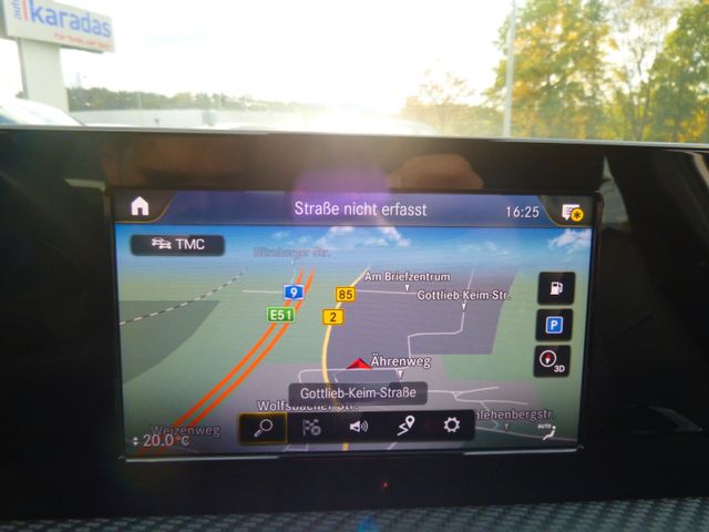 Fahrzeugabbildung Mercedes-Benz A 180 >AUT/NAV/PDC/Sitzheizung<