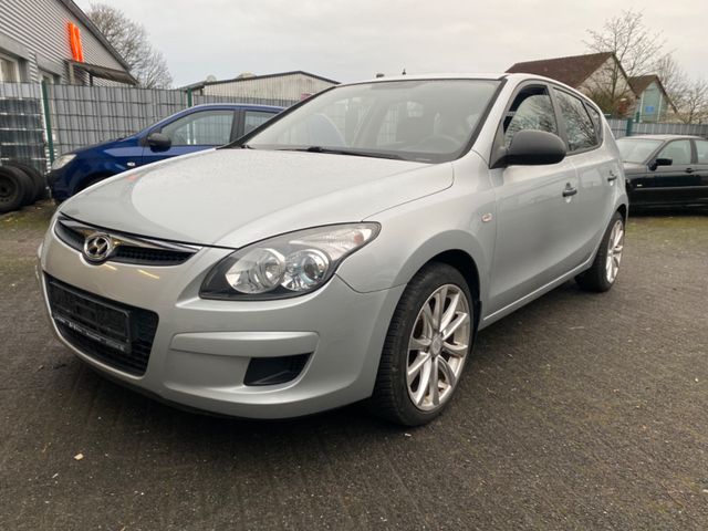 Hyundai i30 1.4 *Tüv11/2026