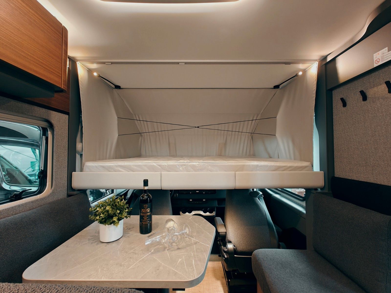 Fahrzeugabbildung HYMER / ERIBA / HYMERCAR B-KLASSE MC I 600 PREMIUM 2026