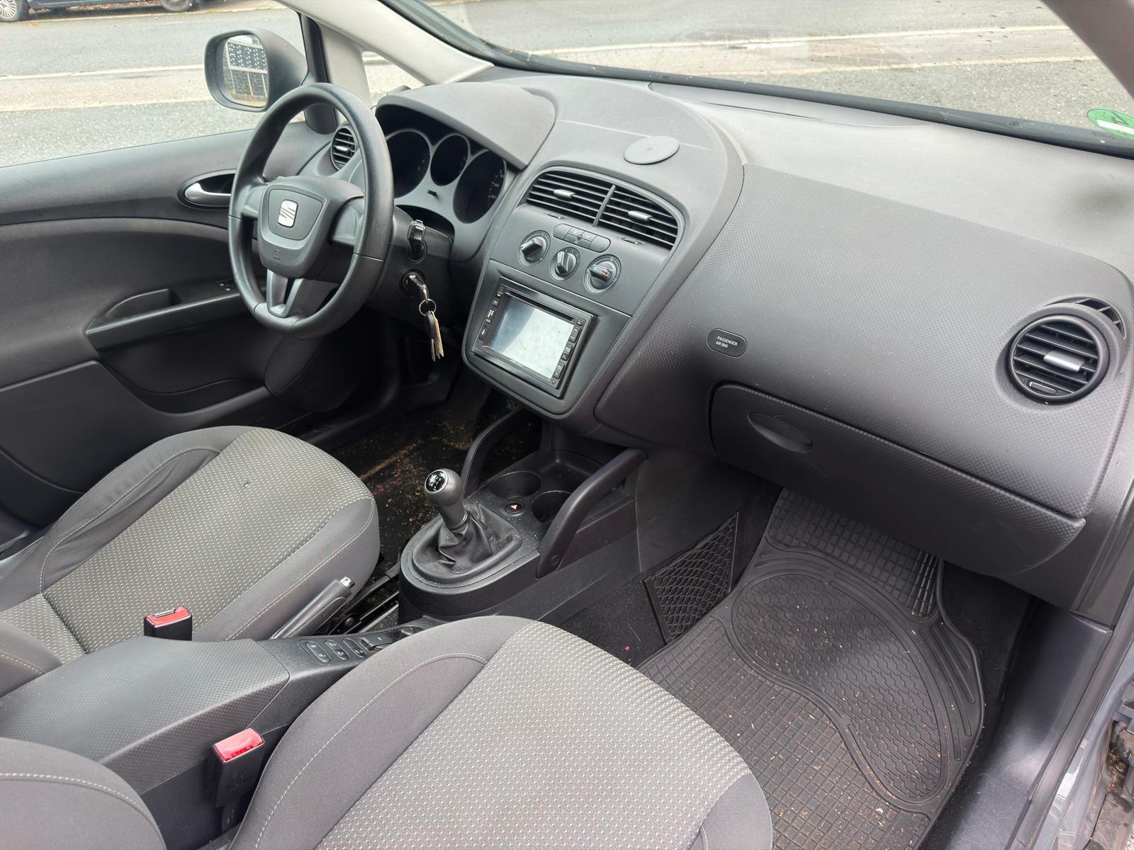 Seat Altea 2011 — photo 10