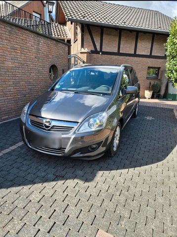 Opel Zafira B 1.8 Family 7-Sitzer