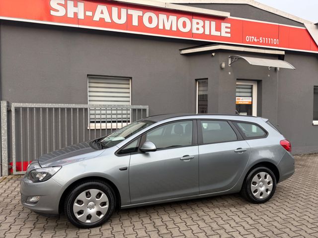 Opel Astra J Sports Tourer Design Edition