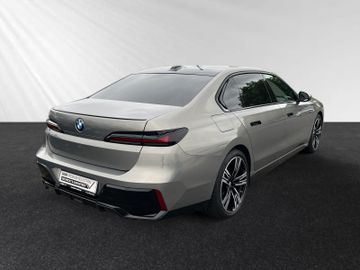 BMW 750 - 3