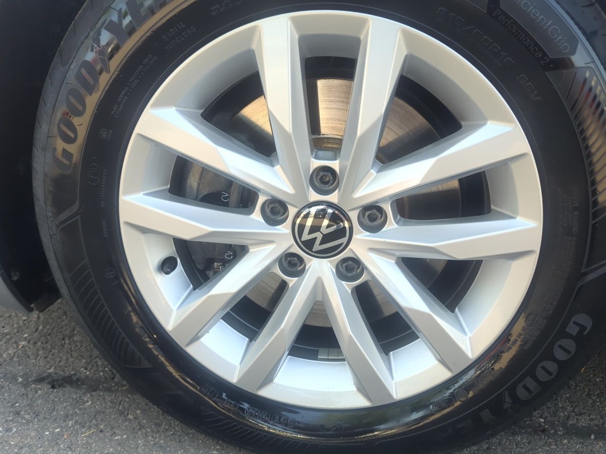 Volkswagen Passat Variant - Bild 12