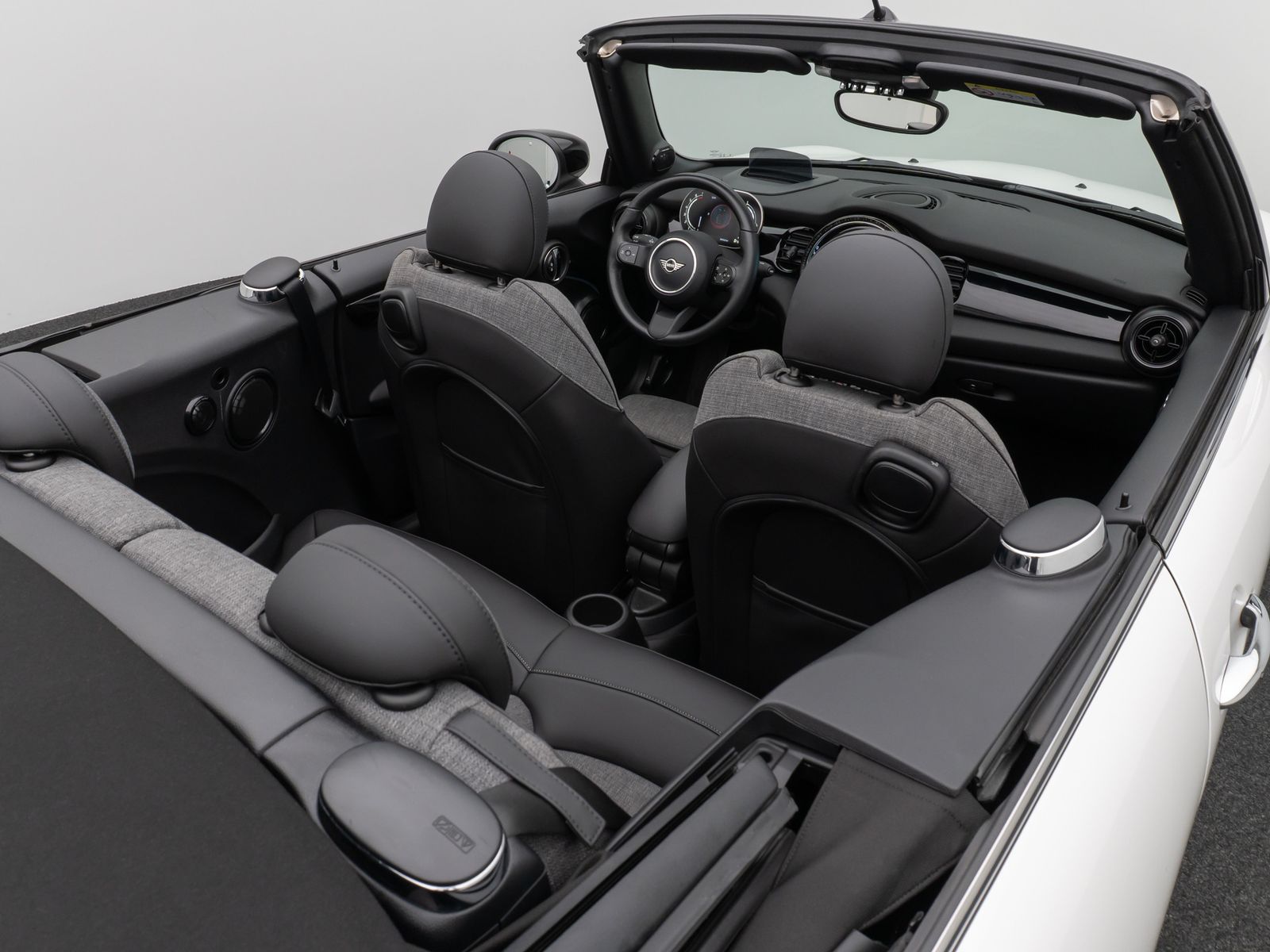 Fahrzeugabbildung MINI Cooper Cabrio Kamera HUD H/K Komfort Sport Voll