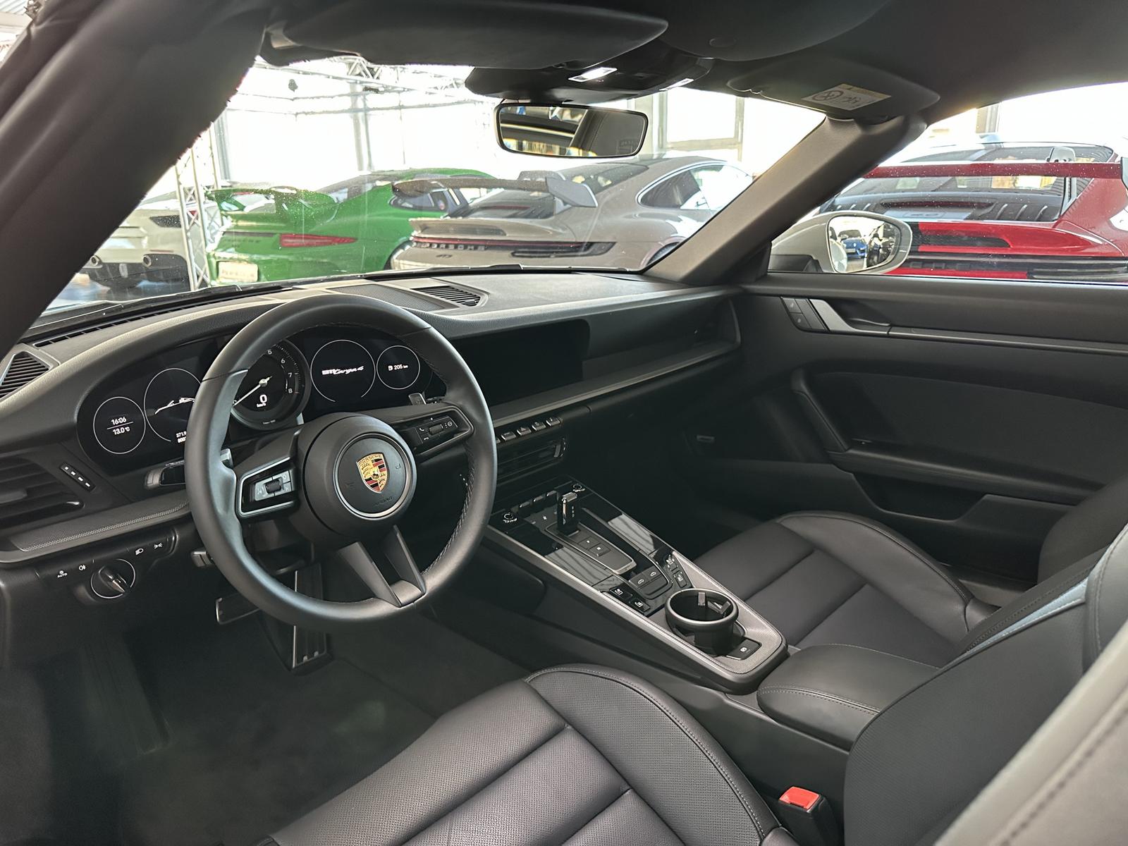 Porsche 992 (911) Targa 4 *PASM*BOSE*SiTZBE*LED*ABGAS*