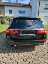 Mercedes-Benz E 220 d 4MATIC T Autom. - Sports Style - Mercedes-Benz E 220 in Hagen