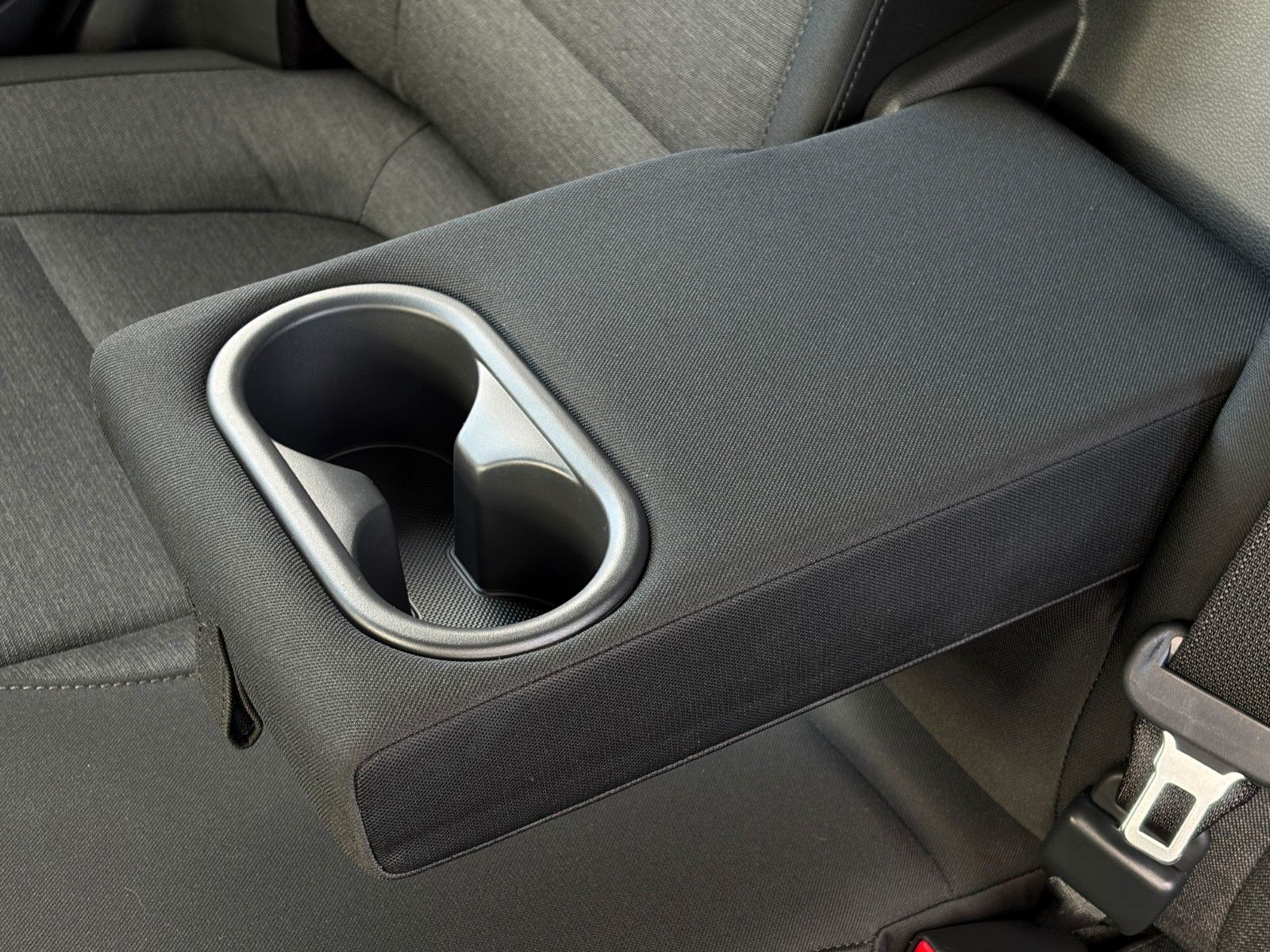 Fahrzeugabbildung Hyundai Kona Select Elektro CarPlay ACC LHZ SHZ DAB+