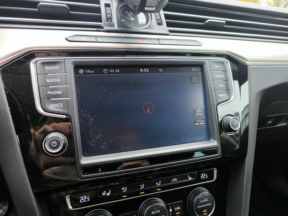 Volkswagen Passat 2015 — photo 10