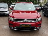 Volkswagen Tiguan Allspace 2.0 TDI SCR DSG 4MOTION Highline - rote Volkswagen Tiguan Allspace