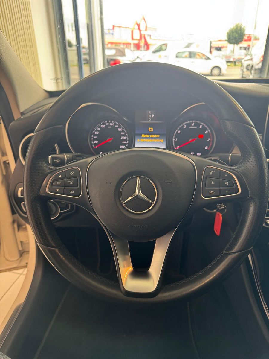 Fahrzeugabbildung Mercedes-Benz C 200 T-Modell AVANTGARDE/NAVI/KLIMA/