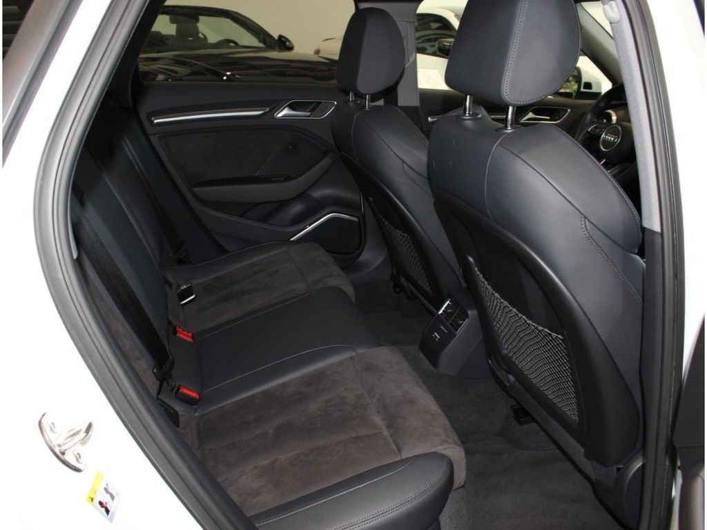 Fahrzeugabbildung Audi A3 Sportback 40 TFSI quattro S Line PNRM*LED*B&O
