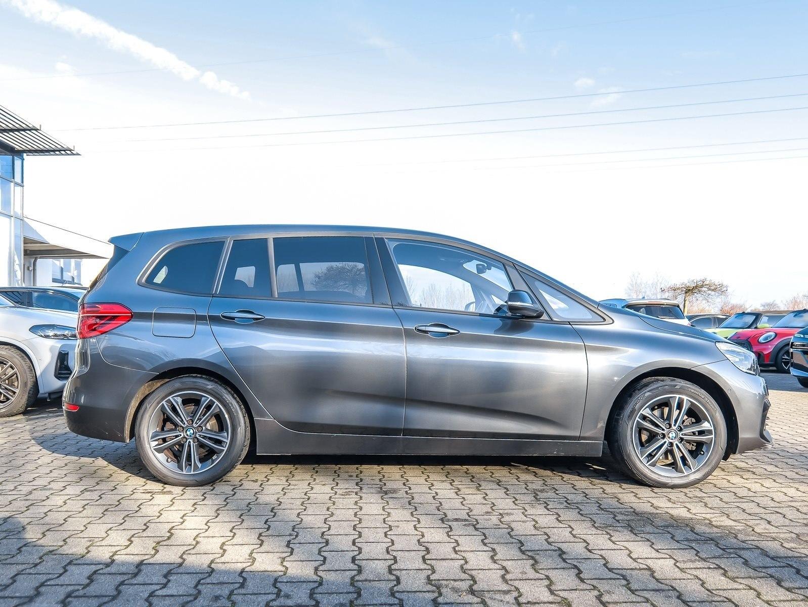 BMW 218i A Gran Tourer Sport Line NAVI+AHK+HIFI+LED+