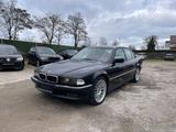 BMW 730i V8 E38 - BMW 730: E38