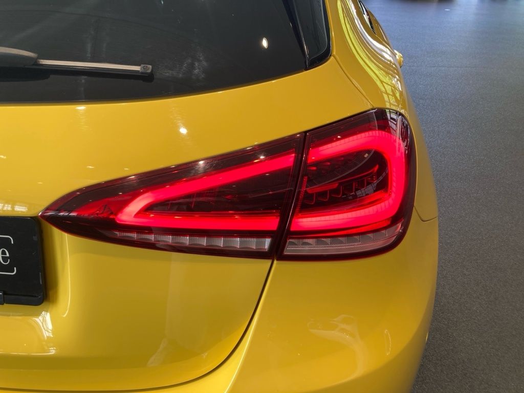 Mercedes-Benz A 180 Progressive Night MBUX Navi-Pl LED PDC SHZ foto 19
