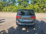 Volkswagen Touran 1.4 TSI DSG  SOUND R line - Volkswagen Gebrauchtwagen in Karlsruhe