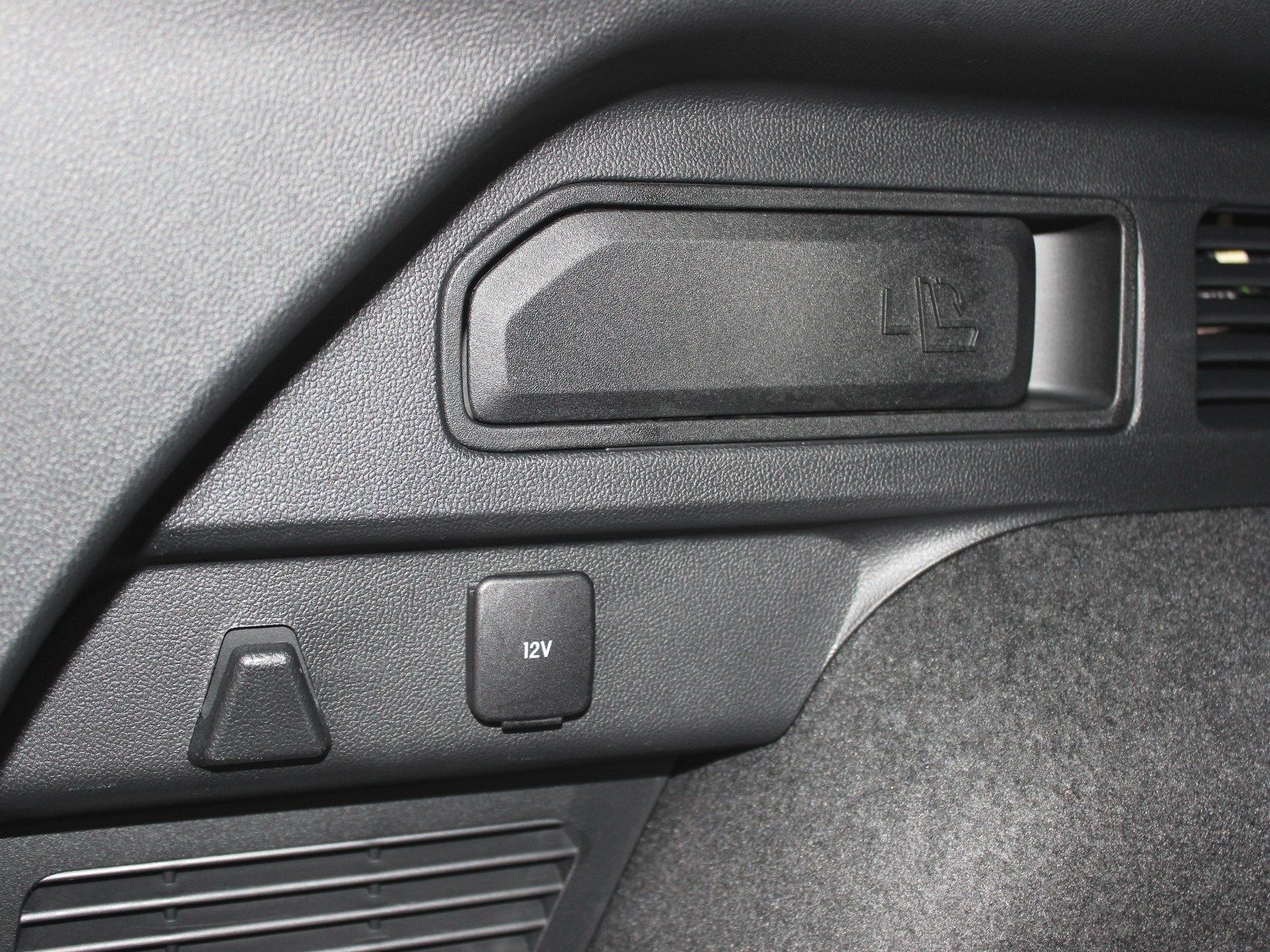 Fahrzeugabbildung Ford Kuga Plug-In Hybrid Titanium X 2,5 Duratec