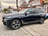 BMW X7 M50d *6-Sitzer*Sky Lounge*Massage* - BMW X7 M50 aus 2019